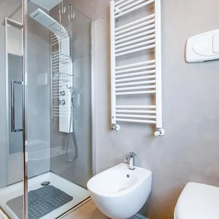 Marina Centro Station